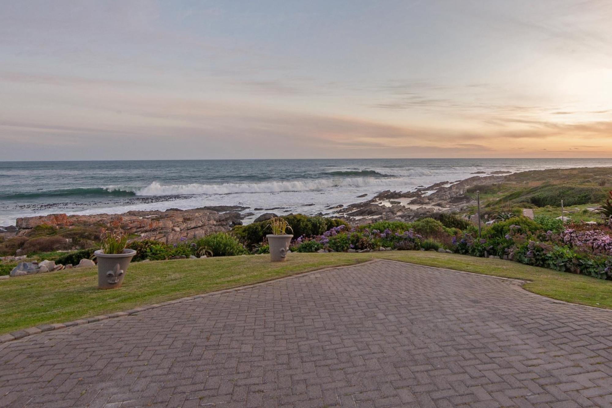 Absolute Ocean Boutique Guesthouse Hermanus Kültér fotó